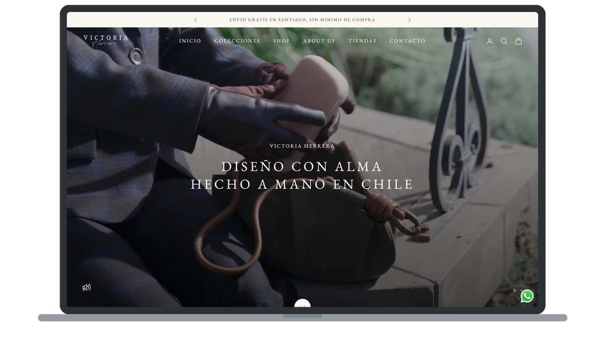 Tienda online de Victoria Herrera vista en un notebook